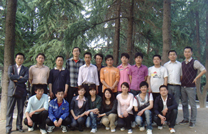 弘揚企業(yè)文化，鑄就一流團隊！
