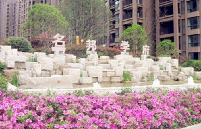 名邦?學(xué)府給愛車一個家 開盤半小時搶定一空
