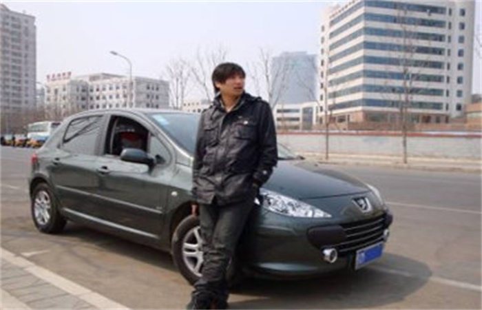 馭獅者說(shuō)：東風(fēng)標(biāo)致307兩廂 “實(shí)用”心得
