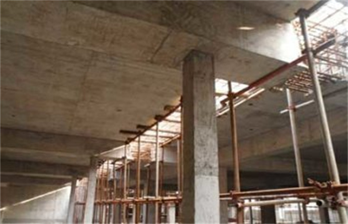 淺談名邦?學府項目后澆帶位置的處理措施
