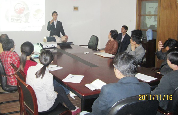 “珍惜生命，關愛健康”— —記康健物流職業(yè)健康安全專題培訓
