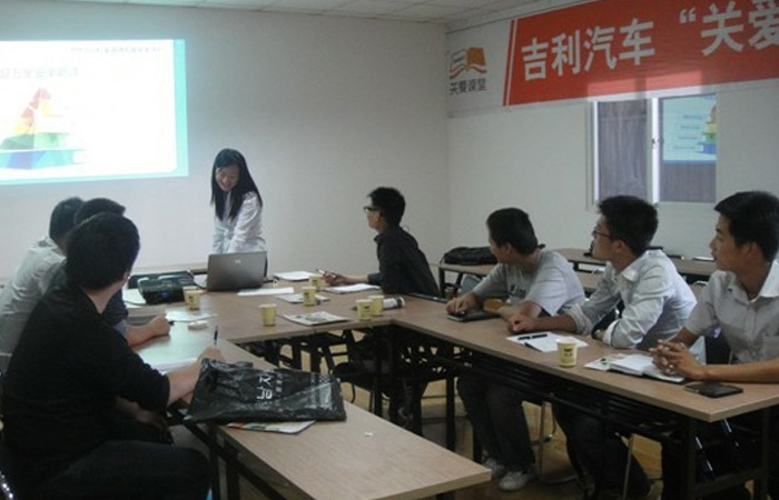 集中招聘、培訓(xùn)在名邦車業(yè)
