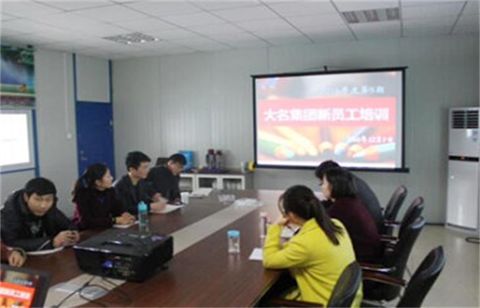 助新人發(fā)展、塑名邦品牌——記2016年度第9期新員工培訓(xùn)暨第四期“大學(xué)堂”
