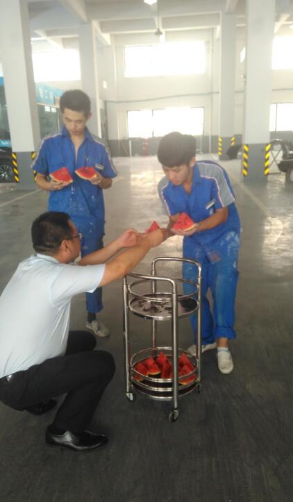 關(guān)愛入心田