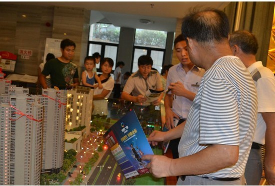 名邦廣場(chǎng) 比這個(gè)夏天更火熱——1小時(shí)，2個(gè)億銷(xiāo)售額，90%的銷(xiāo)售率