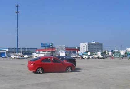 大名家轎:青年蓮花競速RCR——陸上飛行