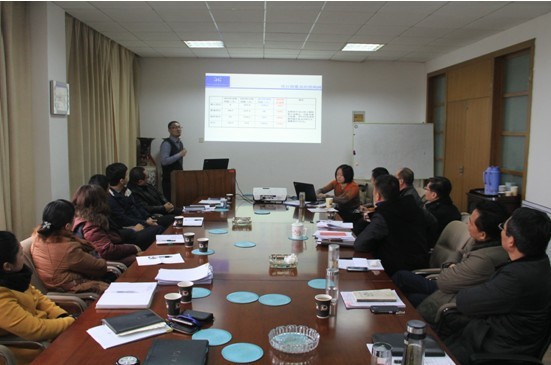 “回顧過去、展望未來”——記2013年度集團管理人員述職會